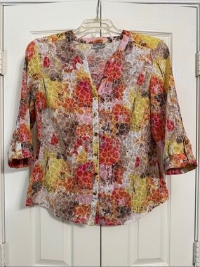 JM Collection Button-Front Blouse Size 8/Medium Three Quarter Sleeves